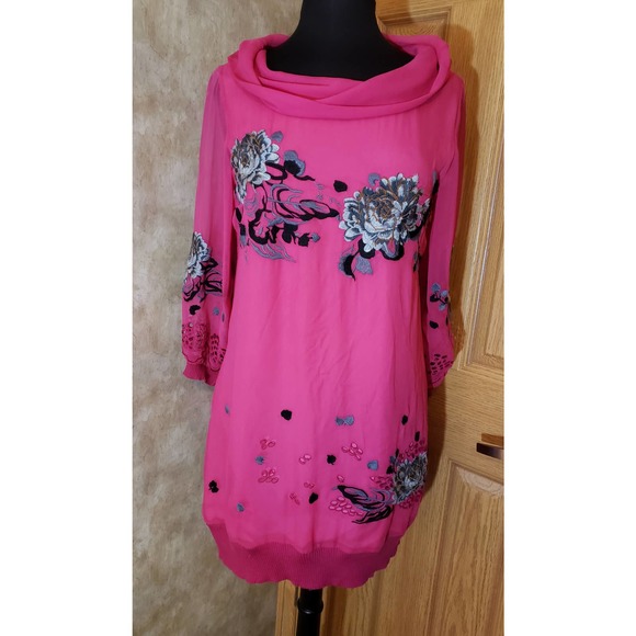 Loranzo Romanza Dresses & Skirts - Loranzo Romanza size medium pink 3/4 sleeve tunic